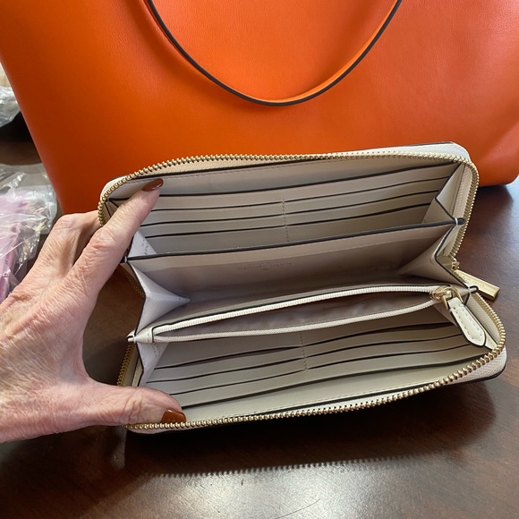 🧡Kate Spade Set🧡 - Picture 7 of 16